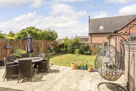 undefined, Nursery Gardens, Dunton Bassett, Lutterworth