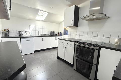 3 bedroom semi-detached house for sale, Northfield Road, Birmingham B30