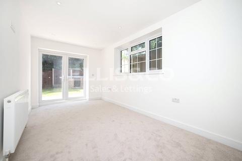 3 bedroom detached house for sale, Maxwelton Close, Mill Hill, London, NW7