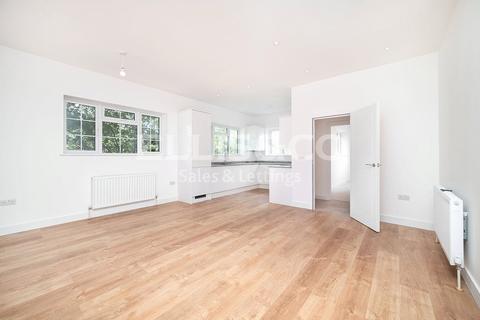 3 bedroom detached house for sale, Maxwelton Close, Mill Hill, London, NW7