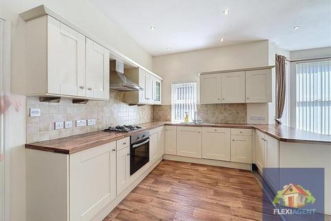 2 bedroom apartment for sale, 6 Lathom Road, Merseyside PR9
