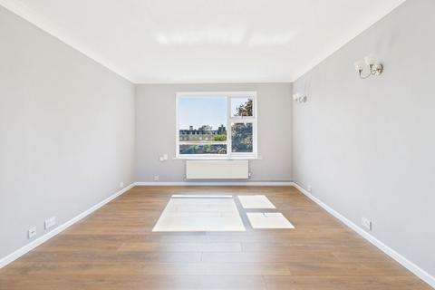 3 bedroom flat for sale, Westbrooke Court, Crescent Road, Worthing, BN11 1RG