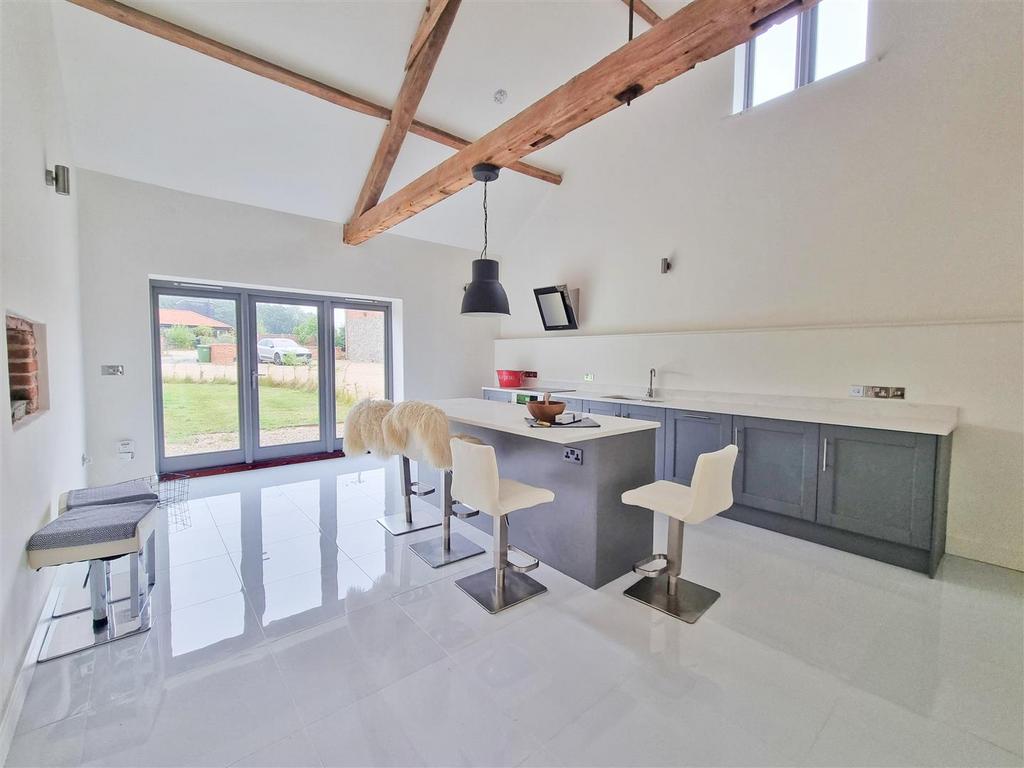 Kitchen.jpg