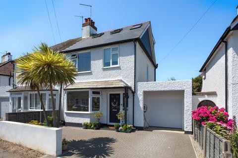 undefined, Pier Avenue, Herne Bay, Kent