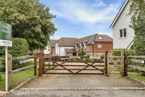 undefined, Vern Place, Tatsfield TN16
