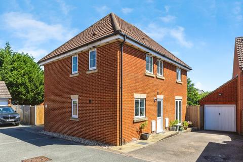 4 bedroom detached house for sale, Deyley Way, Ashford, TN23 5