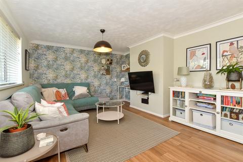 2 bedroom maisonette for sale, Warren Drive, Crawley RH11