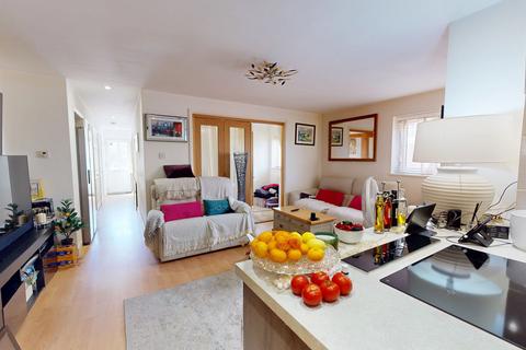 5 bedroom end of terrace house for sale, Whaddon Road, Cheltenham