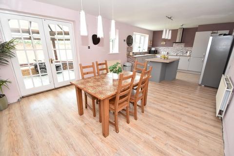 5 bedroom detached house for sale, Argyle Court, Kip Hill, Stanley