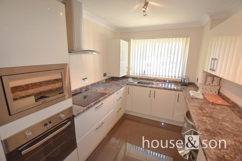 Apartment in Bournemouth - View 5