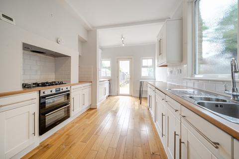 24 Pelham Road, Beckenham, BR3 4SG