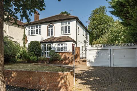 65 The Chase, Bromley, BR1 3DE