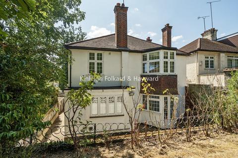 65 The Chase, Bromley, BR1 3DE