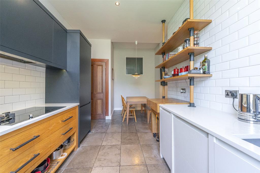 Kitchen Alt