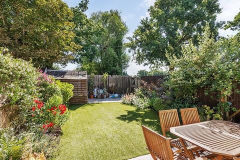 undefined, Domville Close, London
