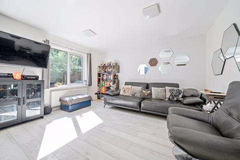 undefined, Domville Close, London