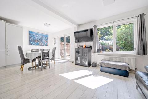 undefined, Domville Close, London