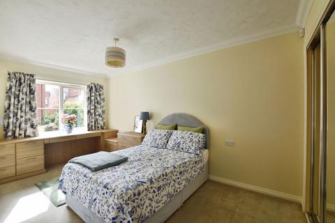 undefined, Sarum Lodge, Salisbury                           *VIDEO TOUR*