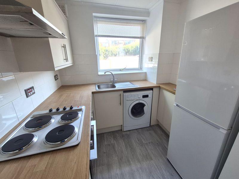 Apartment in Birmingham, Sutton Coldfield - View 5