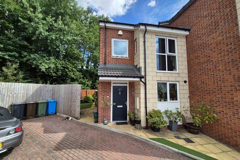 3 bedroom semi-detached house for sale, Foxley Way, Oldham, OL4