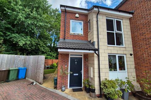 3 bedroom semi-detached house for sale, Foxley Way, Oldham, OL4