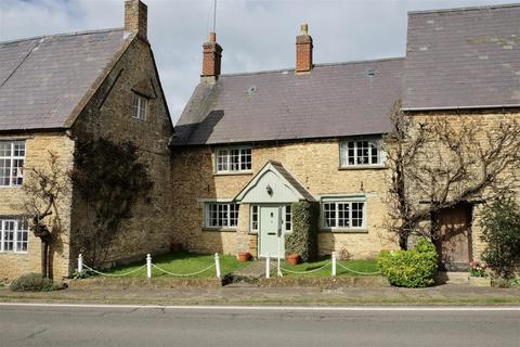3 bedroom cottage for sale, Roundtown, Aynho, Banbury