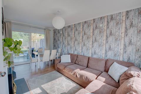 54 Grafton Crescent, Charford, Bromsgrove, B60 3HN