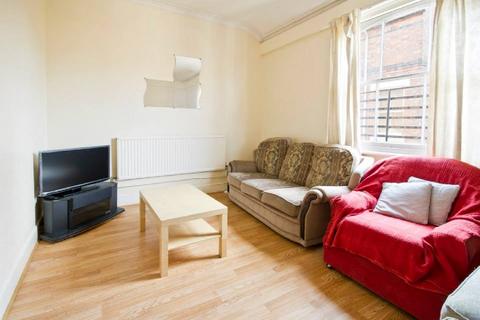 Nottingham NG7