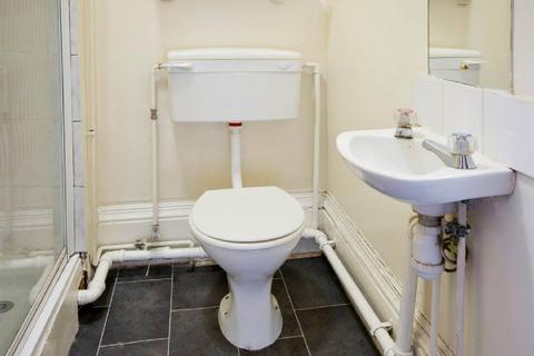 5 bedroom house to rent, Nottingham NG7