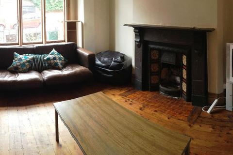 3 bedroom house to rent, Nottingham NG7