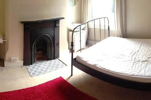 3 bedroom house to rent, Nottingham NG7