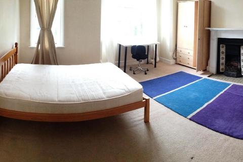 3 bedroom house to rent, Nottingham NG7