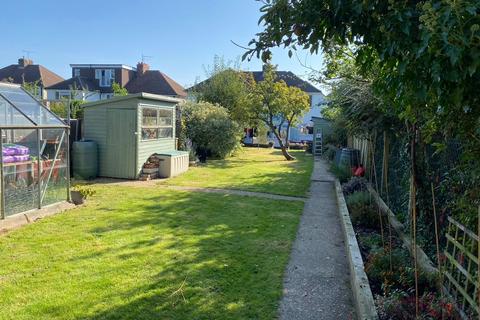 undefined, Gurney Court Road, St. Albans, AL1 4QY