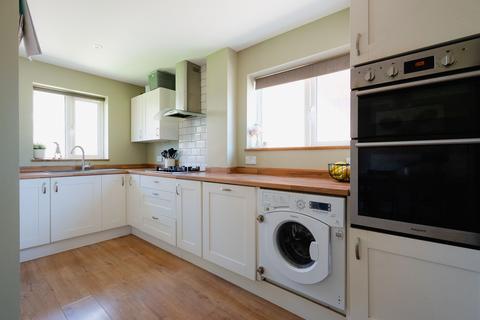 3 bedroom semi-detached house for sale, Willow Walk, Crediton, EX17