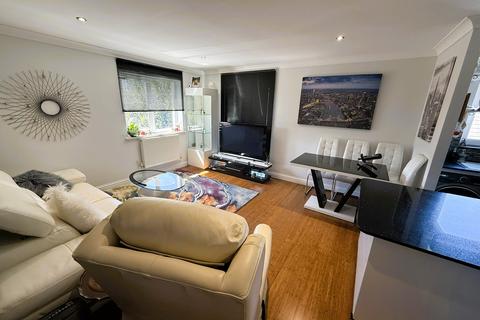 2 bedroom apartment for sale, Clos Gwilym, Llanbadarn Fawr SY23
