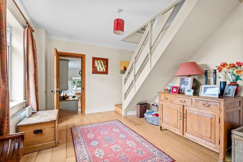 22 Durkins Road, East Grinstead, RH19 2ER