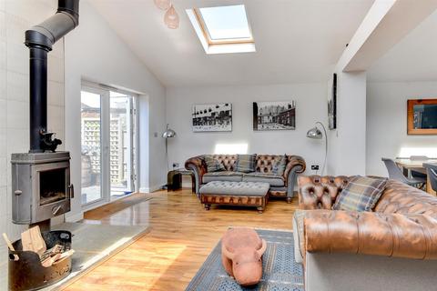 3 bedroom detached bungalow for sale, Penlands Vale, Steyning