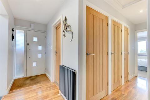 3 bedroom detached bungalow for sale, Penlands Vale, Steyning