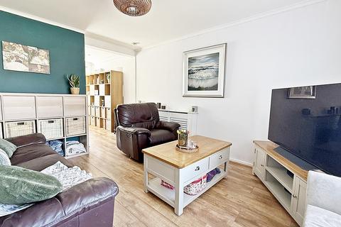 19 Clos Leland, Llantrisant, Pontyclun, CF72 8QN