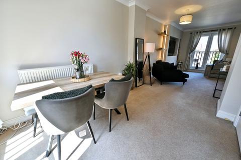3 bedroom townhouse for sale, Thorpe View, Ashbourne, DE6