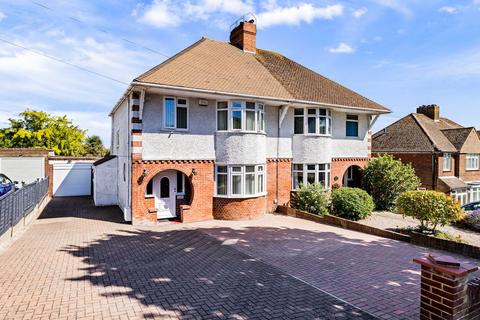 296 Dover Road, Folkestone, CT19 6NZ