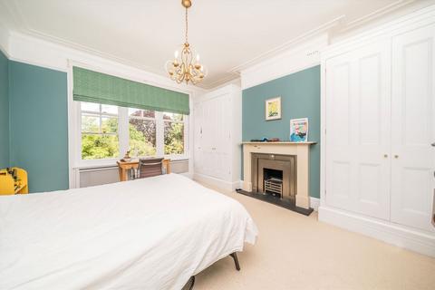 100 Ditton Road, Surbiton, KT6 6RH
