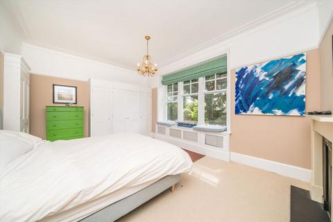 100 Ditton Road, Surbiton, KT6 6RH