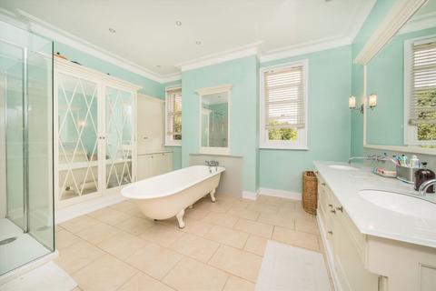 100 Ditton Road, Surbiton, KT6 6RH