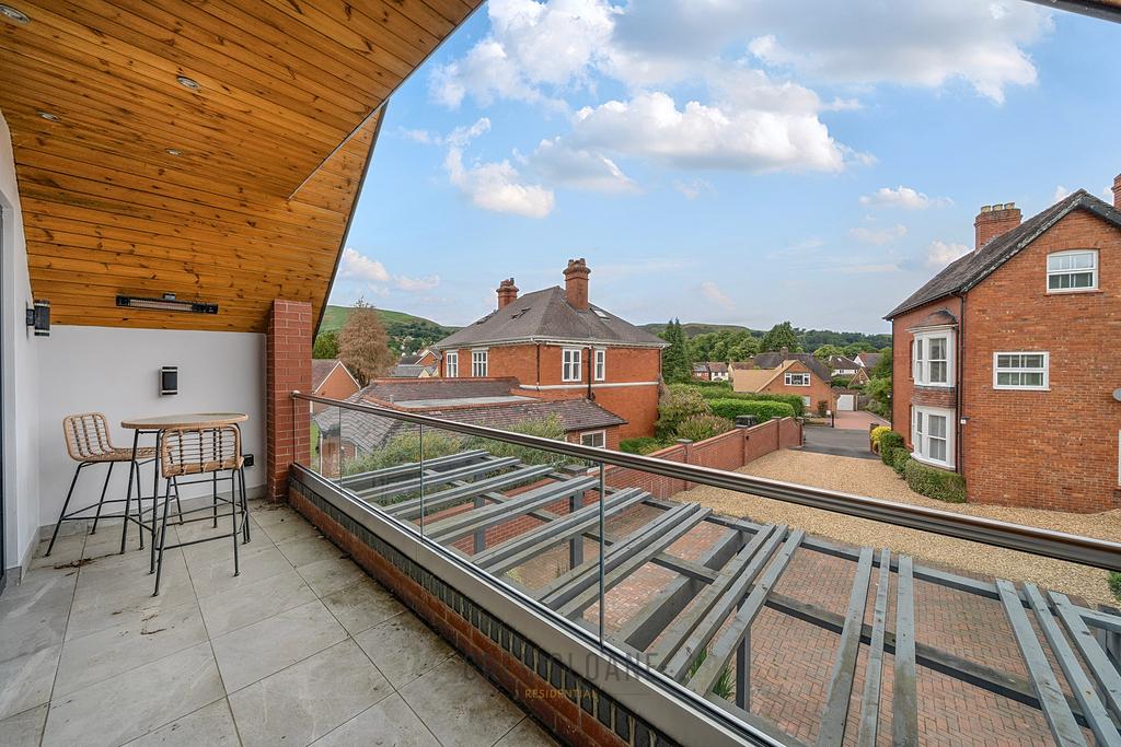 Balcony (Annexe)