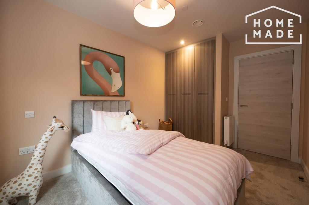 F14e81e5b1a77d2f3f7675ee7f71