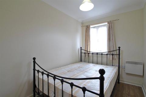 undefined, Dominion Close, Greater London TW3