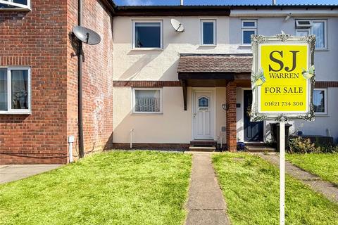 4 Galahad Close, Burnham-on-crouch, CM0 8EP