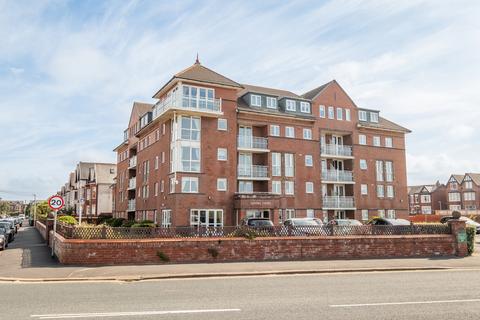 1 bedroom apartment for sale, South Promenade, Lytham St. Annes, FY8