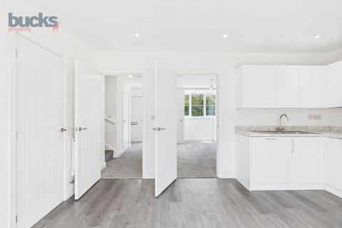 4 bedroom terraced house for sale, The Wendover. Eighth Avenue. Aylesbury. HP197BU